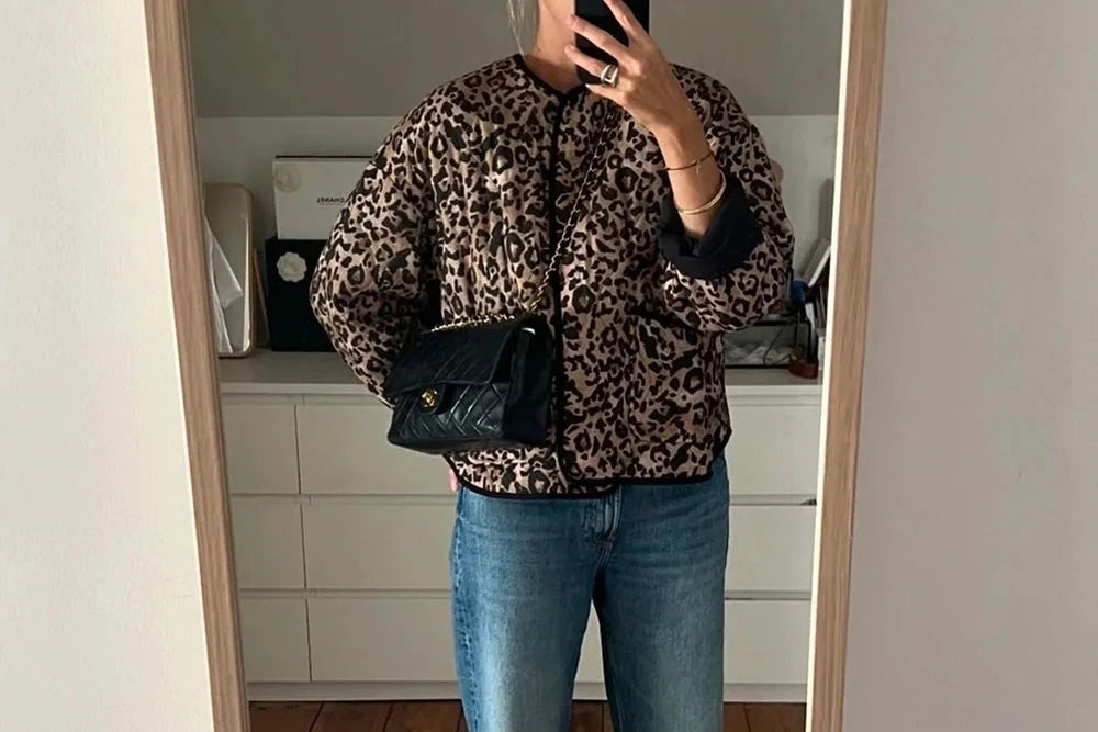 Chaqueta casual oversize con estampado de leopardo. - Inverna